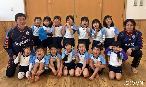 【ＫＩＤＳ巡回】長崎県サッカー協会とＶ・ファーレン長崎による協働事業（３／２） サムネイル