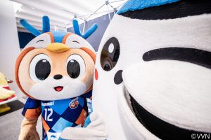 ヴィヴィくんのにっき２８７．「みーんな、ジンベーニョちゃんにめろめろ＼(^o^)／」 サムネイル