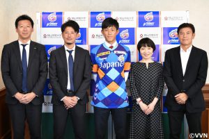 毎熊 晟矢選手が長崎のユニフォームを着用！ サムネイル