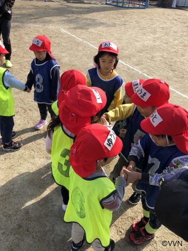 【キッズ交流活動】春日園保育所でV-TIMEを行いました（12/20） サムネイル