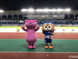 ヴィヴィくんのにっき３５６．「ゼルビーさんとファジ丸さん！榧しゃちょうさんとユーモくん！ダイエットとパイプいす！」 サムネイル