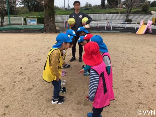 【キッズ交流活動】春日園保育所でV-TIMEを行いました（3/19） サムネイル