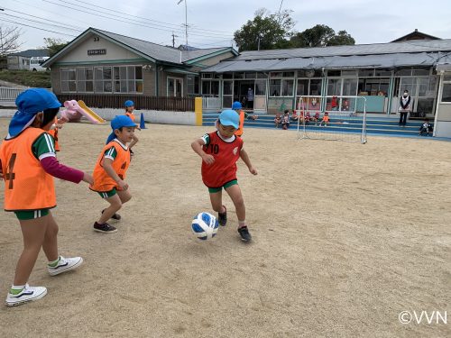 【キッズ交流活動】春日園保育所でV-TIMEを行いました（11/17） サムネイル