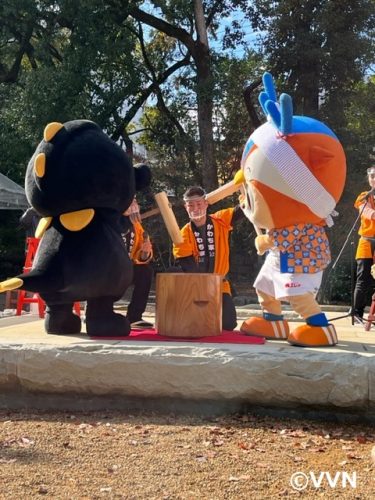 【ホームタウン】諫早神社　収穫感謝祭「くすのきまるしぇ」に参加しました！（11/23） サムネイル