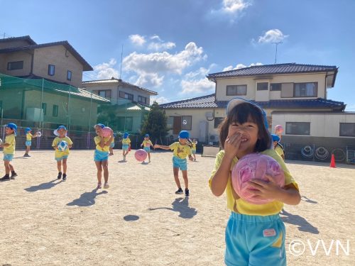 【キッズ交流活動】くじら認定こども園でV-TIMEを行いました（10/17） サムネイル