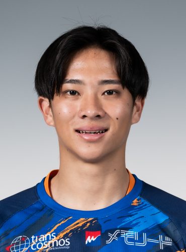 J9L_5746-370x500.jpg