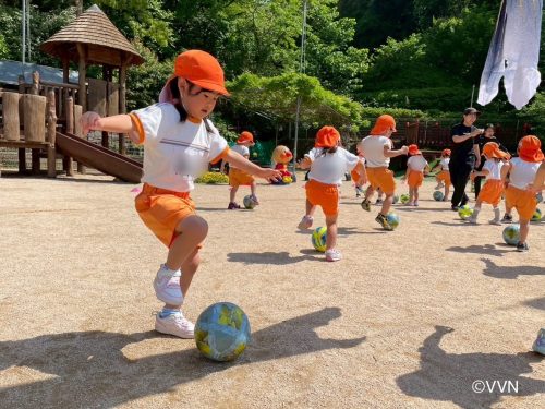 【キッズ交流活動】認定こども園ぽっぽこども園でV-TIMEを行いました（5/13） サムネイル