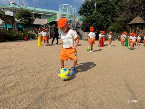 【キッズ交流活動】認定こども園ぽっぽこども園でV-TIMEを行いました(10/14) サムネイル