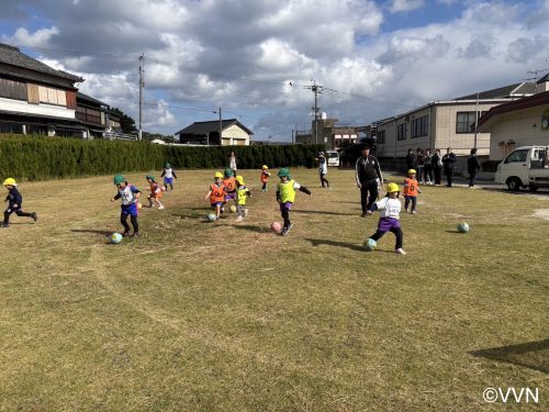 【キッズ交流活動】めばえ幼稚園でV-TIMEを行いました（11/27） サムネイル